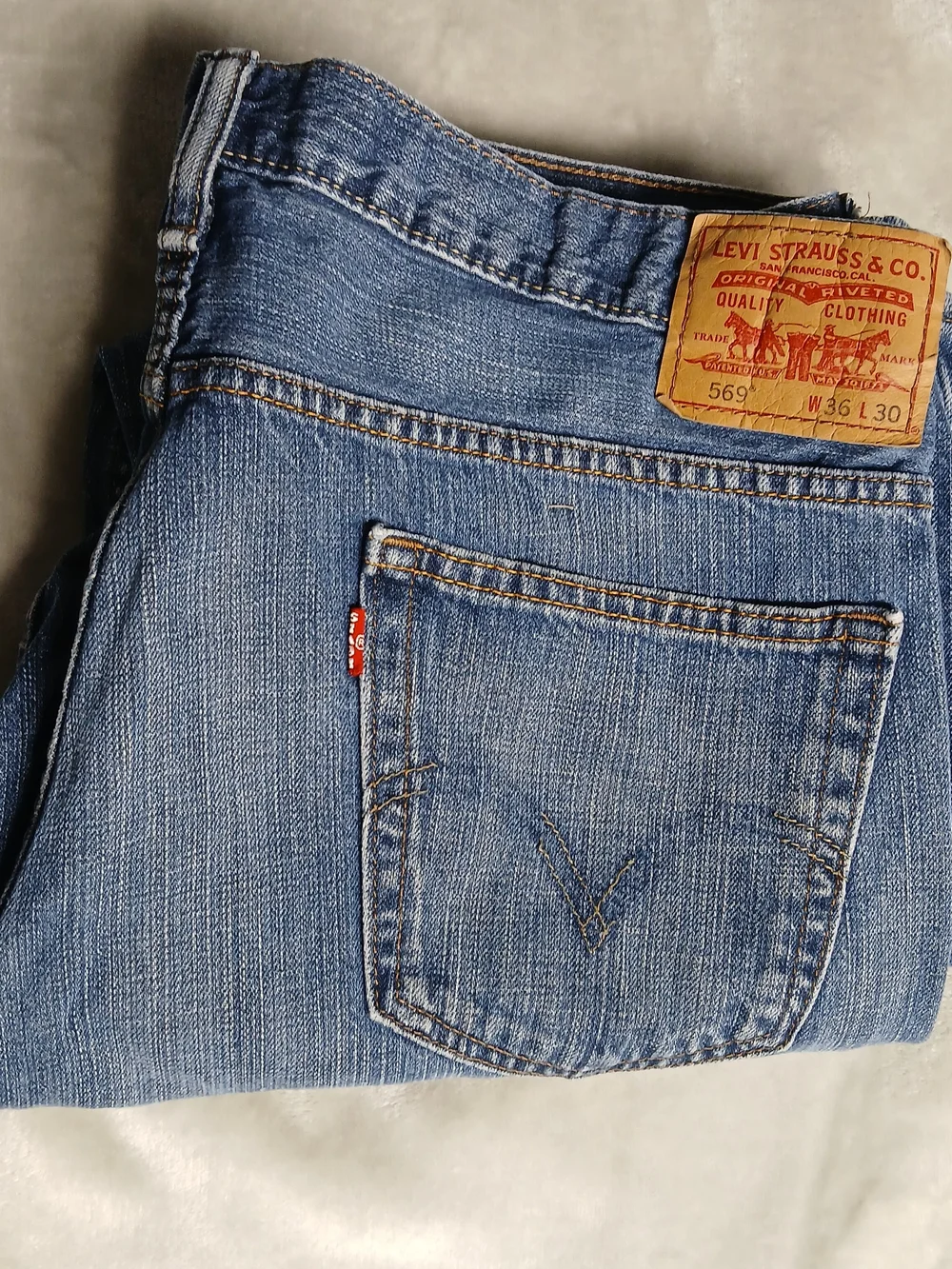 Levi's 569 36x30 Jeans Men's Fits 36x29 Nice Fading Loose Straight